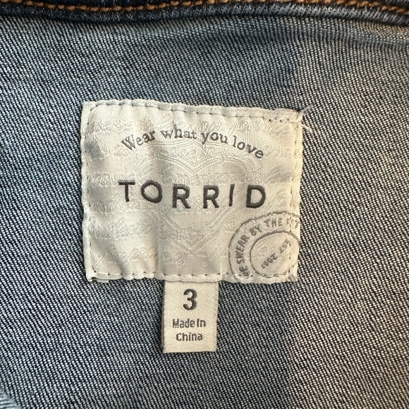 Torrid Jean jacket Size 3 - Picture 4 of 7